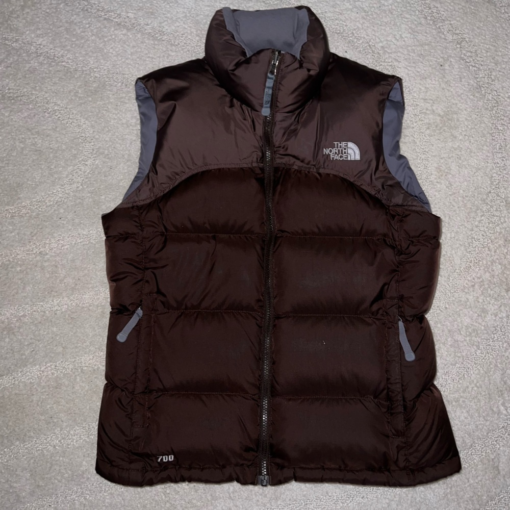 Notth Face Nuptse 700 Puffer Vest in Chocolate Brown